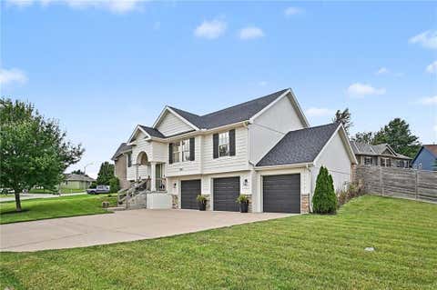 Tiny photo for 1857 Shannon Drive, Liberty, MO 64068 (MLS # 2626707)