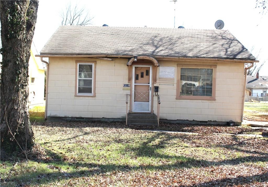 Photo of 3014 Dirr Avenue, Parsons, KS 67357 (MLS # 2608560)