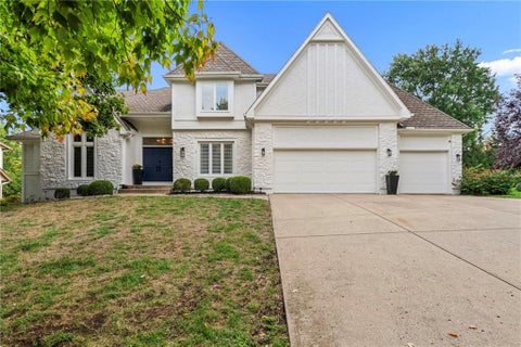 Photo of 12509 King Street, Overland Park, KS 66213 (MLS # 2643298)