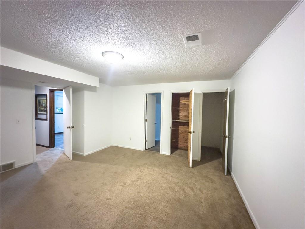 5710 NW Raintree Drive