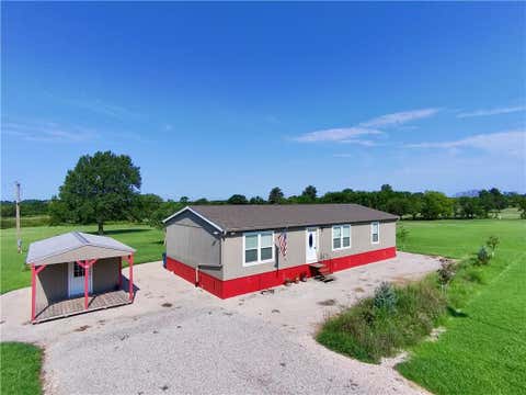 Photo of 311 N 5th Street, New Strawn, KS 66839 (MLS # 2636353)