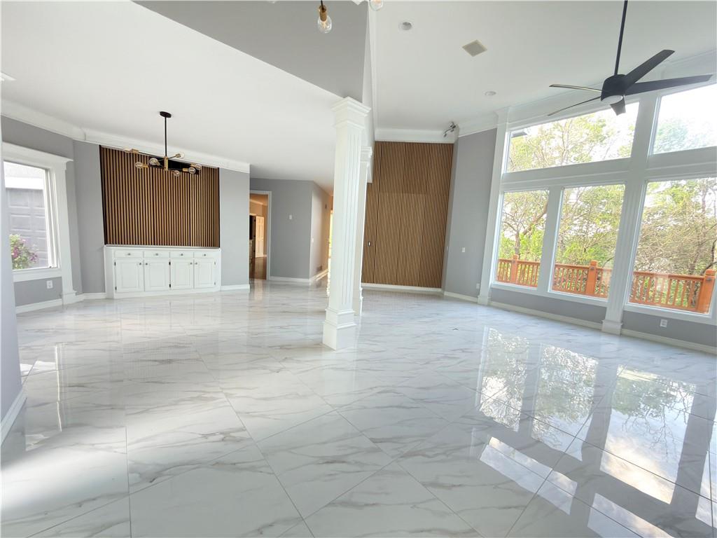 601 SW Forestpark Lane