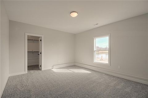 Tiny photo for 1027 Fir Lane, Liberty, MO 64068 (MLS # 2608396)