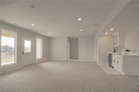 Tiny photo for 1027 Fir Lane, Liberty, MO 64068 (MLS # 2608396)