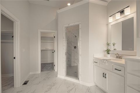 Tiny photo for 1027 Fir Lane, Liberty, MO 64068 (MLS # 2608396)