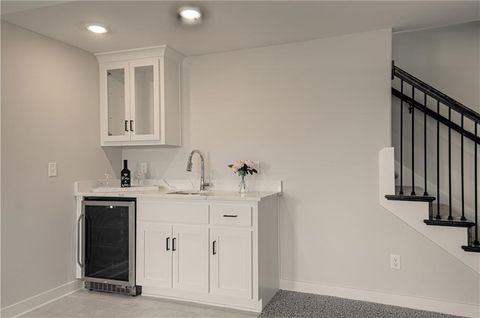 Tiny photo for 1027 Fir Lane, Liberty, MO 64068 (MLS # 2608396)