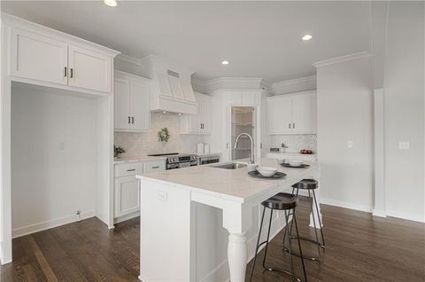 Tiny photo for 1027 Fir Lane, Liberty, MO 64068 (MLS # 2608396)