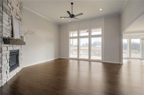 Tiny photo for 1027 Fir Lane, Liberty, MO 64068 (MLS # 2608396)