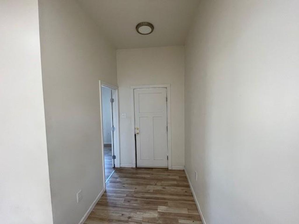 Photo of 1418 6TH Avenue, Leavenworth, KS 66048 (MLS # 2592433)