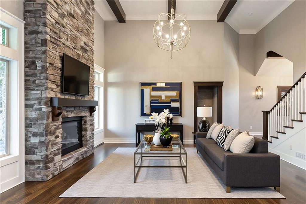 15701 Canterbury Street