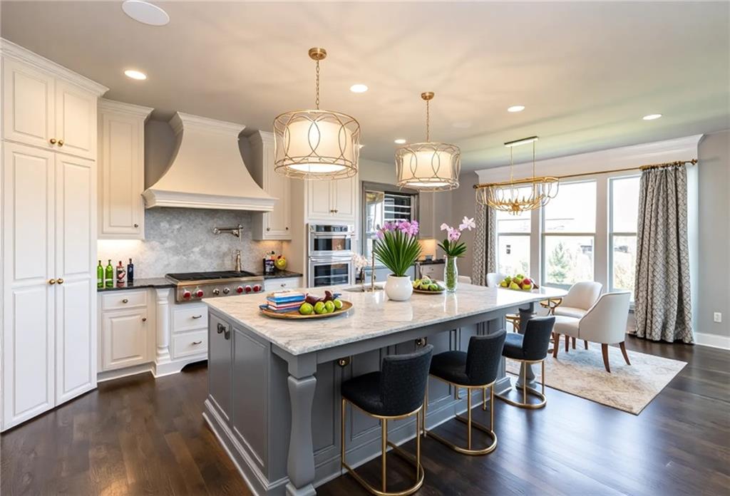 15701 Canterbury Street