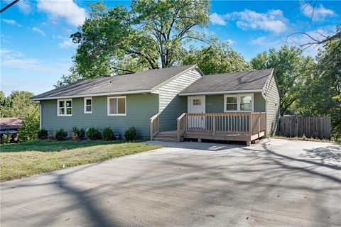 6512 NW Rock Garden Road Parkville MO 64152