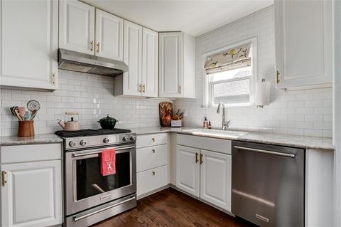 4809 Rainbow Boulevard Westwood Hills KS 66205