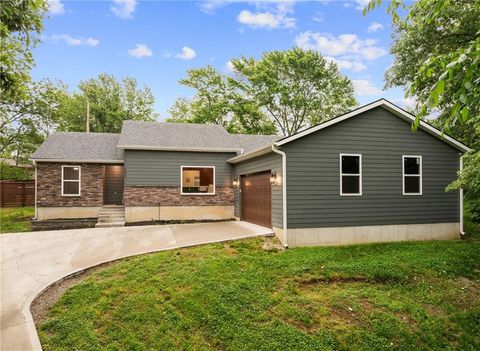 131 Cedar Court Warrensburg MO 64093