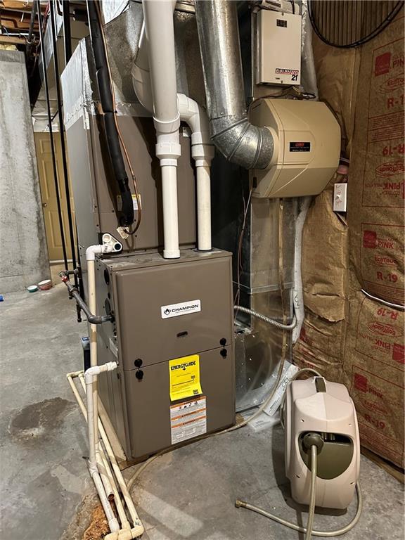 St Joseph, Missouri 64506, United States, 5 Bedrooms Bedrooms, ,3 BathroomsBathrooms,Residential,Pending,28218