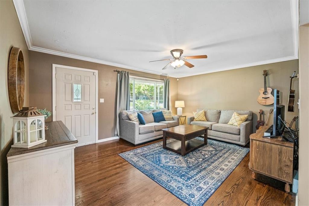 2226 W 74th Terrace