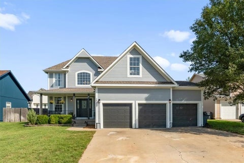 Photo of 15453 S Dice Lane, Olathe, KS 66062 (MLS # 2642876)