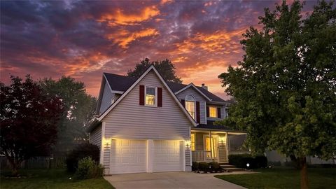 Photo of 12706 Benson Street, Overland Park, KS 66213 (MLS # 2617407)