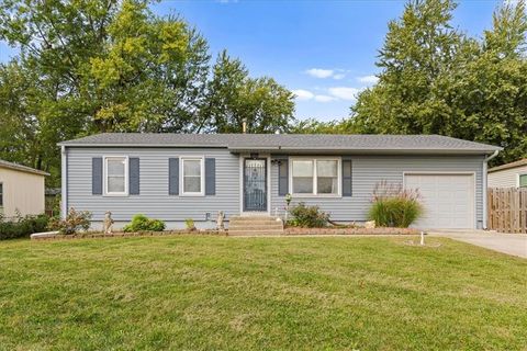 Photo of 1206 N Viking Drive, Independence, MO 64056 (MLS # 2583694) Photo of 1206 N Viking Drive, Independence, MO 64056 (MLS # 2583694)