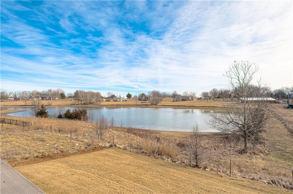 Photo of 1027 Fir Lane, Liberty, MO 64068 (MLS # 2576792)