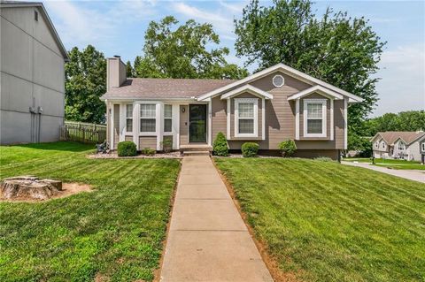 Tiny photo for 1867 Quail Ridge Drive NE, Liberty, MO 64068 (MLS # 2629905)