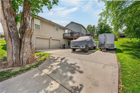 Tiny photo for 1867 Quail Ridge Drive NE, Liberty, MO 64068 (MLS # 2629905)