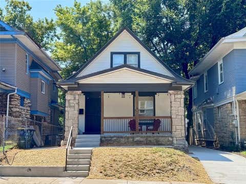 Photo of 1219 E 41st Street, Kansas City, MO 64110 (MLS # 2636428)