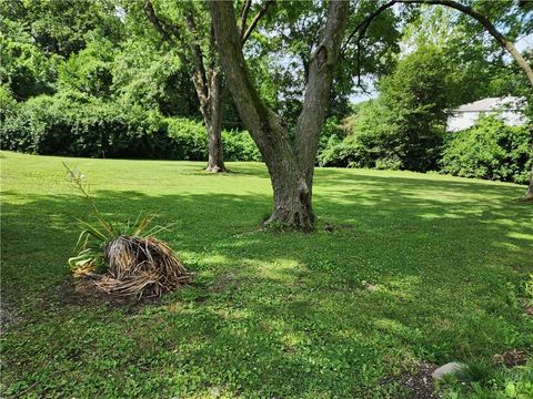 NE 47 Terrace, Kansas City, MO 64117 - #: 2493091
