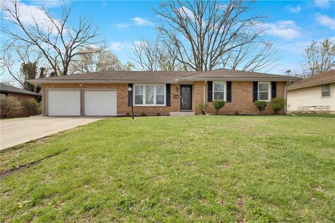 108 W Walnut Street, Blue Springs, MO 64015 - MLS#: 2541964