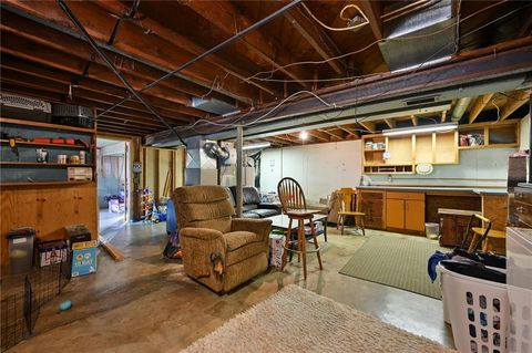 Tiny photo for 1513 Lake Road, Liberty, MO 64068 (MLS # 2600491)