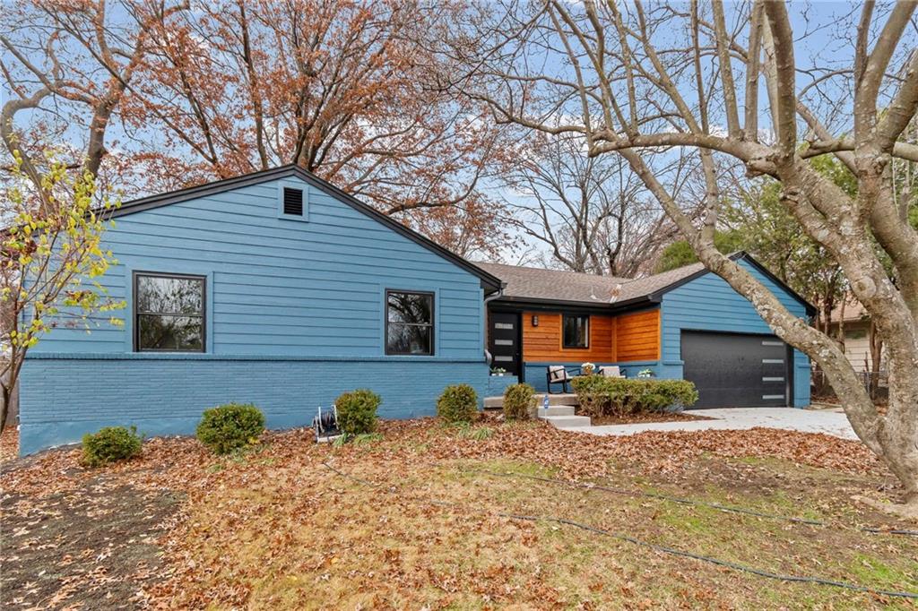 8512 Belleview Avenue