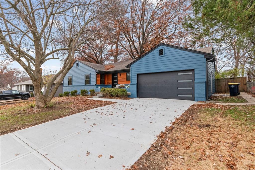 8512 Belleview Avenue