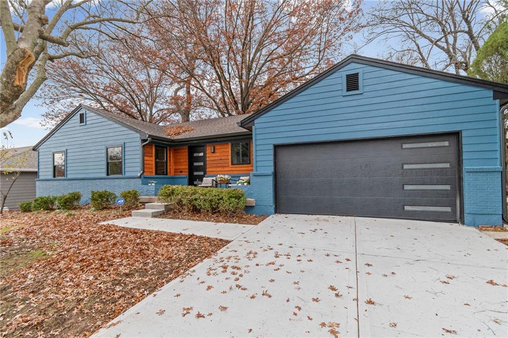 8512 Belleview Avenue