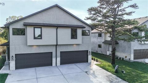 217-219 NW Orchard Court Lee's Summit MO 64063