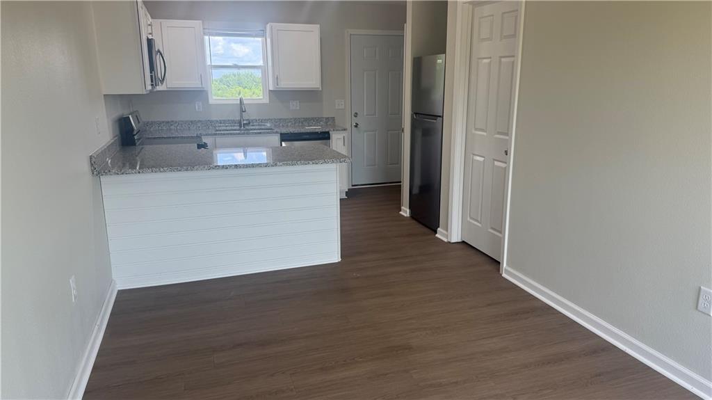 1106 S Mitchell Street