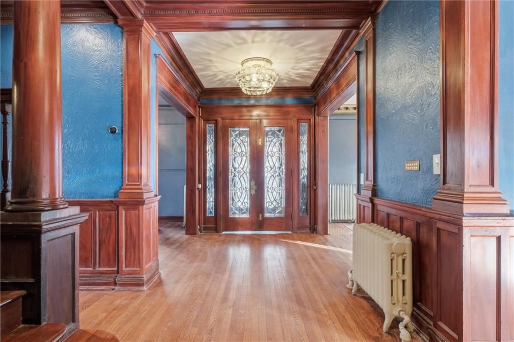 Photo of 444 Gladstone Boulevard, Kansas City, MO 64124 (MLS # 2592114)