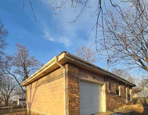 202 Grasshopper Road