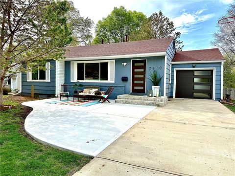 7510 Falmouth Street Prairie Village KS 66208