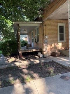 702 Illinois Street