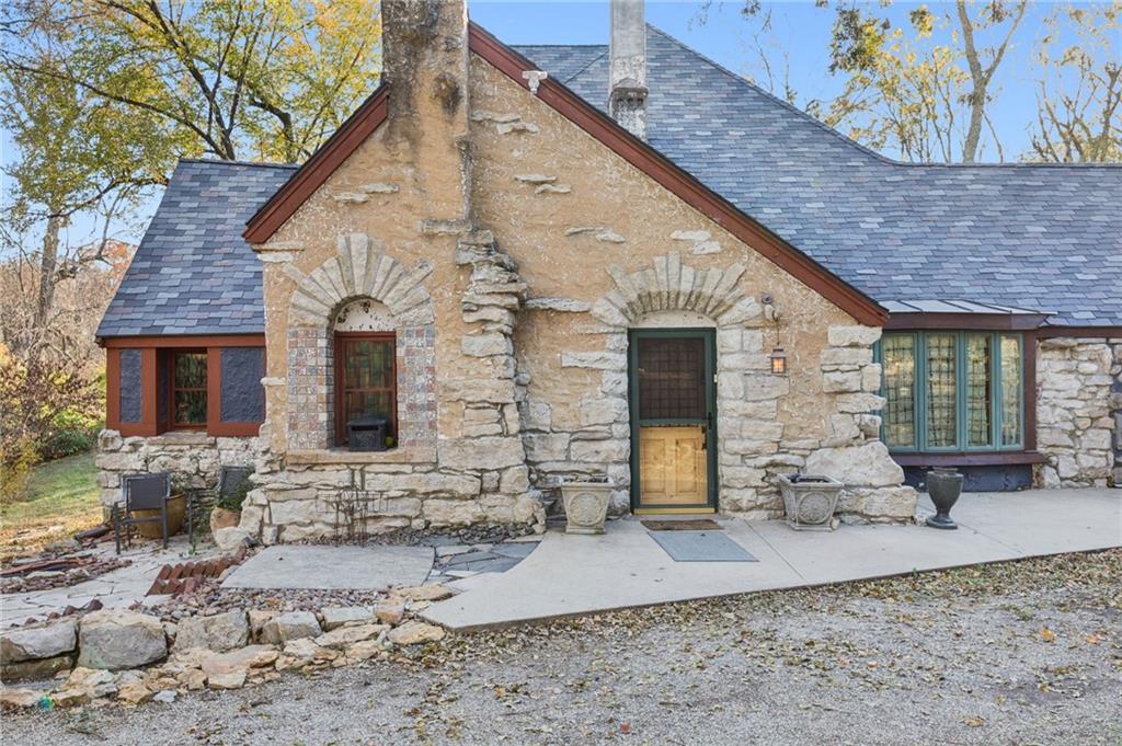 4101 E 100th Terrace