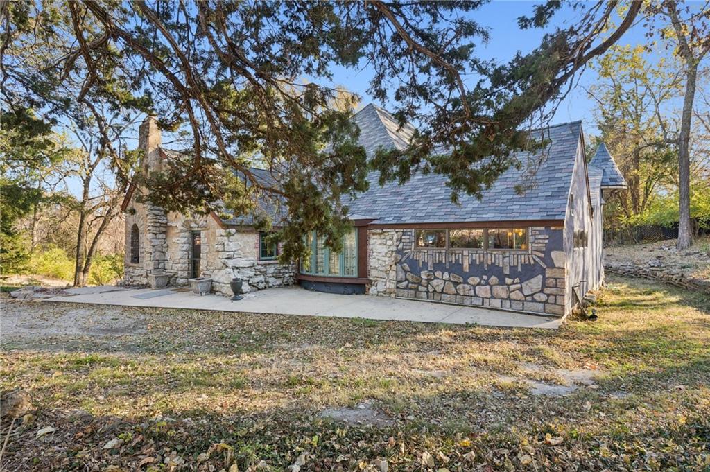 4101 E 100th Terrace