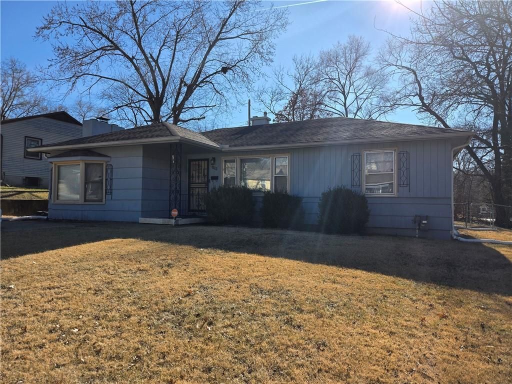 Photo of 6155 NOGARD Avenue, Kansas City, KS 66104 (MLS # 2608103)