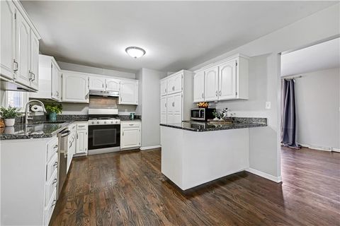 657 NE Russell Road, Kansas City, MO 64116 - MLS#: 2584882