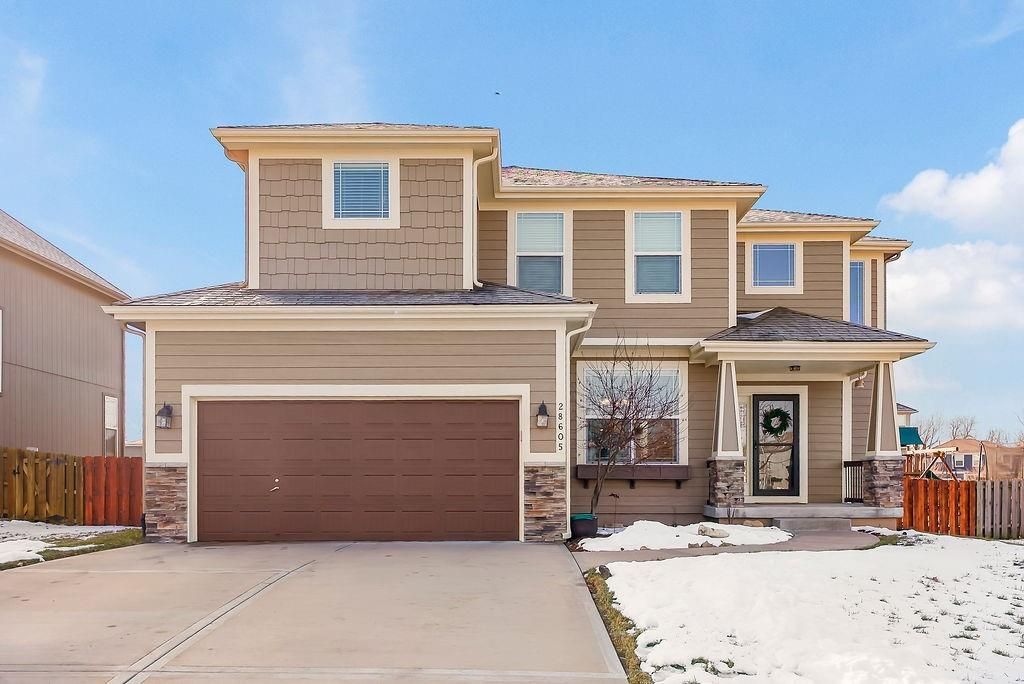 Photo of 28605 W 162nd Terrace, Gardner, KS 66030 (MLS # 2599247)