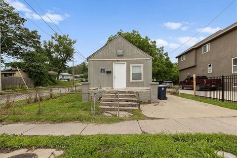 1646 Bennington Avenue Kansas City MO 64126