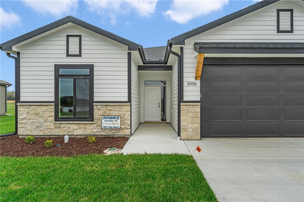 1006 Bluestem Circle