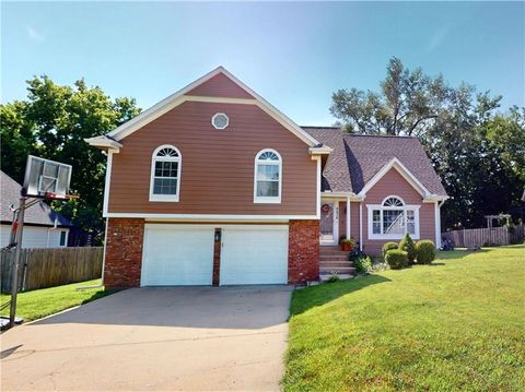 8626 Oakview Drive, Lenexa, KS 66215 - MLS#: 2566564