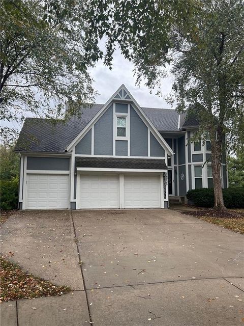 14726 MACKEY Street Overland Park KS 66223