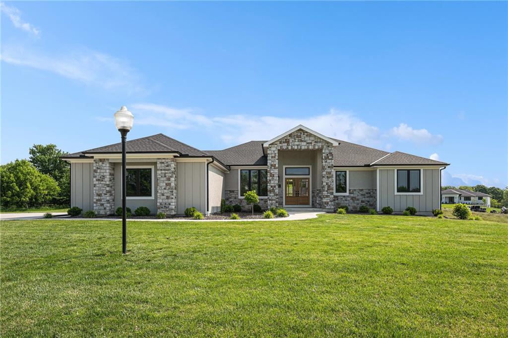 7555 NW Fawn Circle