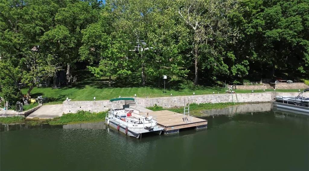 8219 NW Hillside Drive